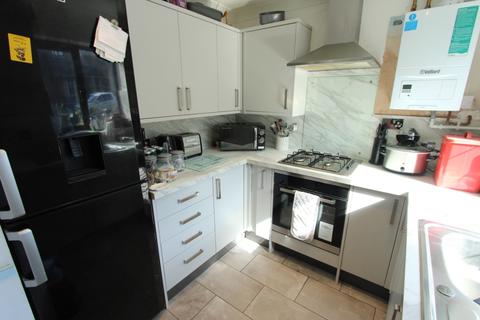 3 Bull Close, Grays, RM16 6PN