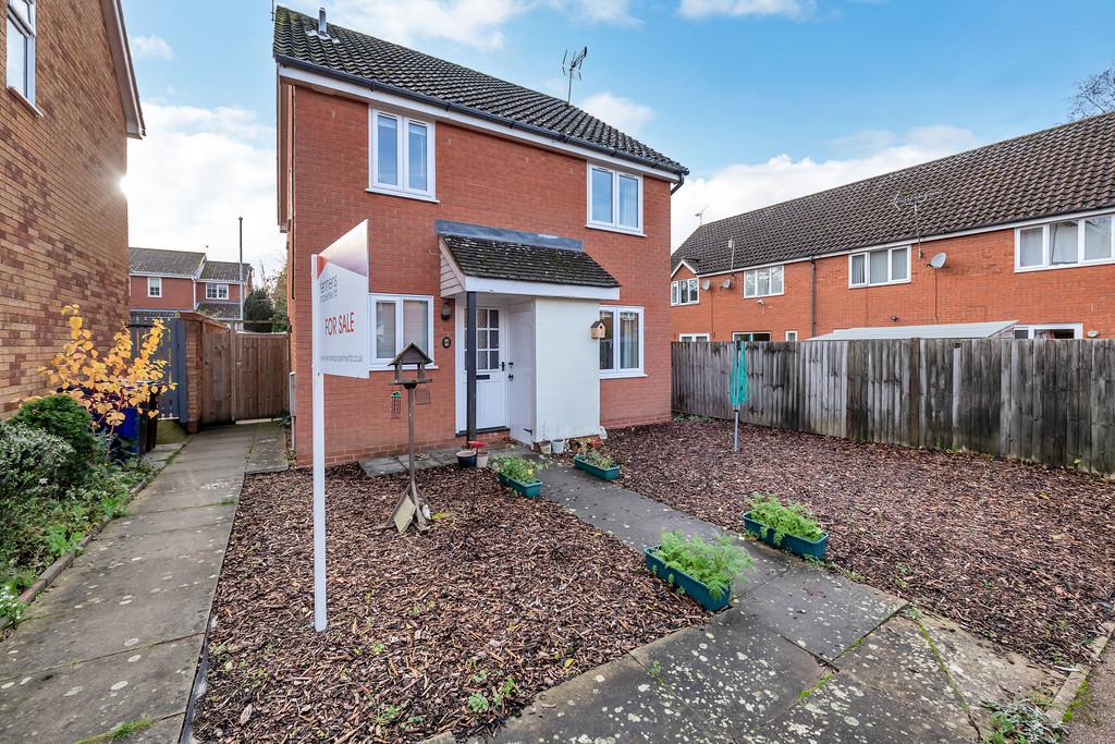 Hepworth Avenue, Bury St. Edmunds 2 bed detached house £850 pcm (£196 pw)