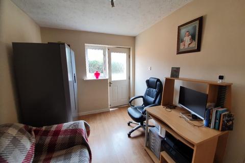 11 Ellingham Way, Northwich, CW9 8UF