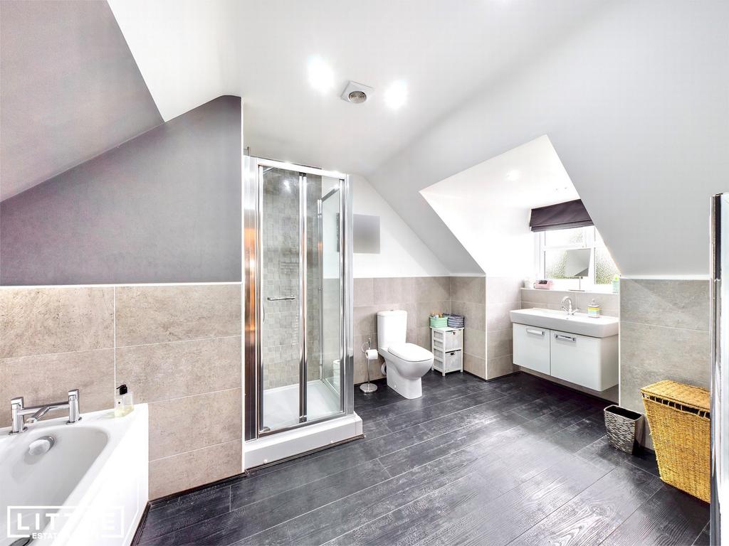 Family bathroom