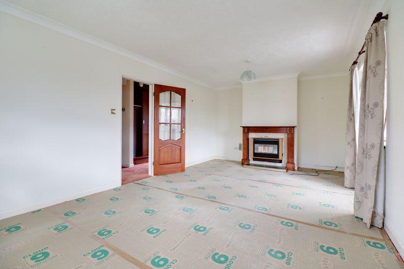 Leaburn Road, Messingham 2 bed detached bungalow £165,000