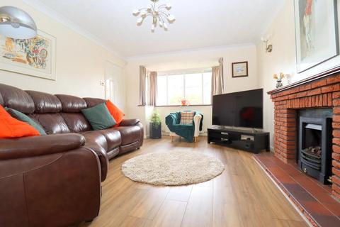 14 Ashdale Gardens, Luton, LU3 4DE
