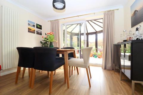 14 Ashdale Gardens, Luton, LU3 4DE