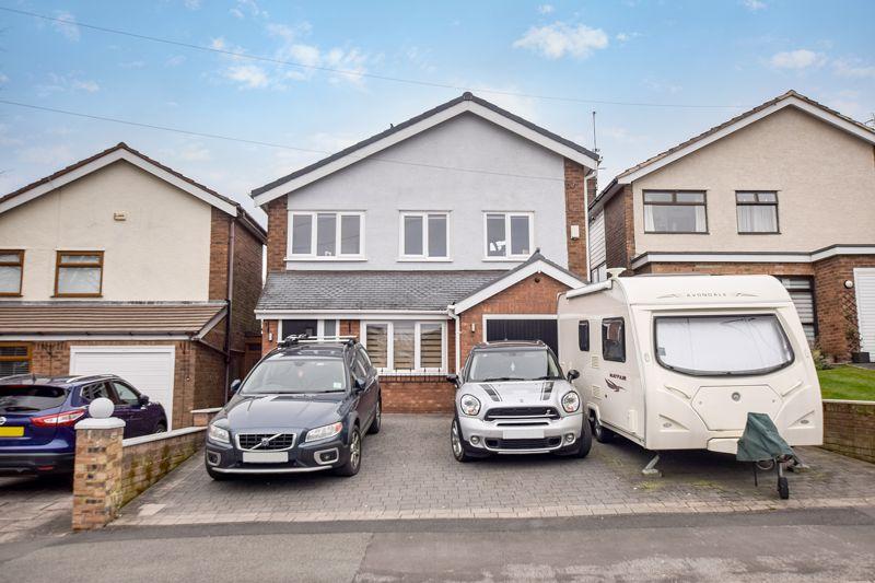 Hall Lane, Cronton 3 bed detached house £385,000