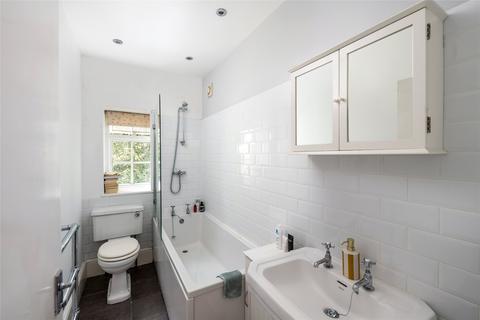 2 bedroom apartment for sale, Kilmarnock, 30 Wray Park Road, Reigate, Surrey, RH2