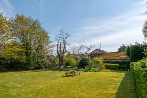 2 bedroom apartment for sale, Kilmarnock, 30 Wray Park Road, Reigate, Surrey, RH2