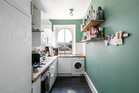 2 bedroom apartment for sale, Kilmarnock, 30 Wray Park Road, Reigate, Surrey, RH2