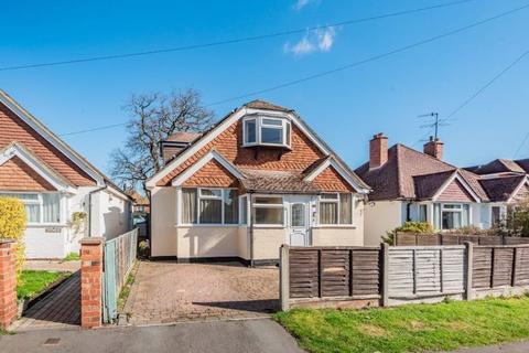39 Birch Road, Godalming, GU7 3NT
