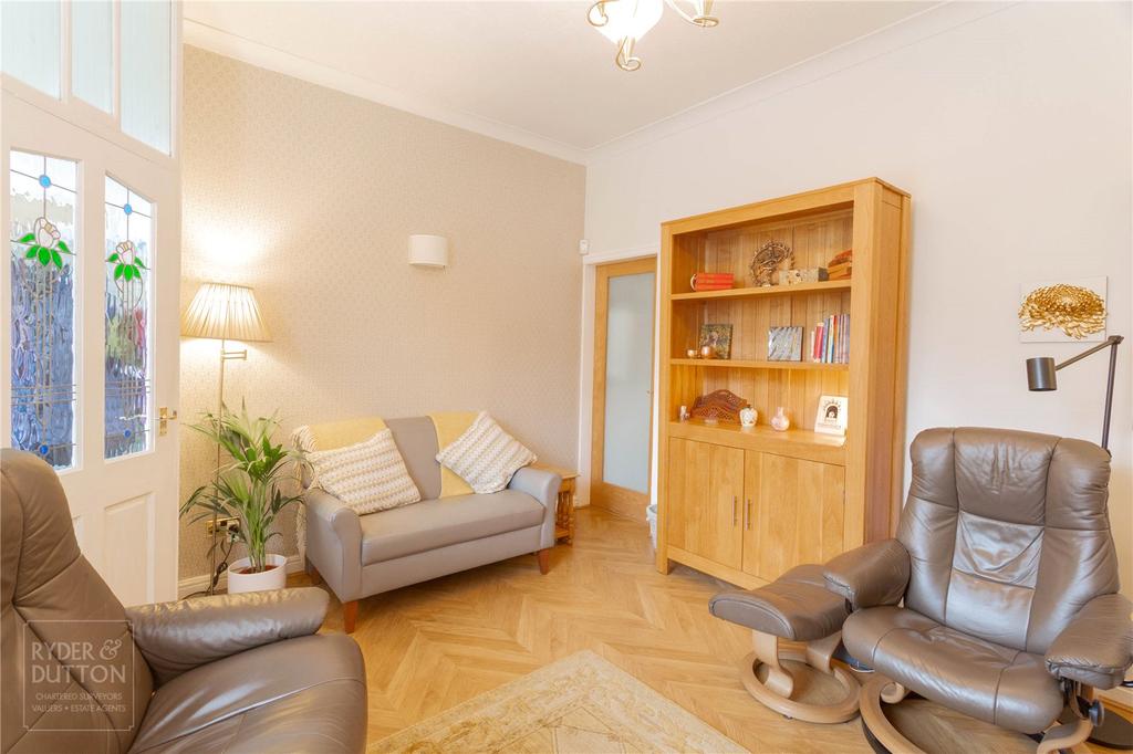 Lounge: