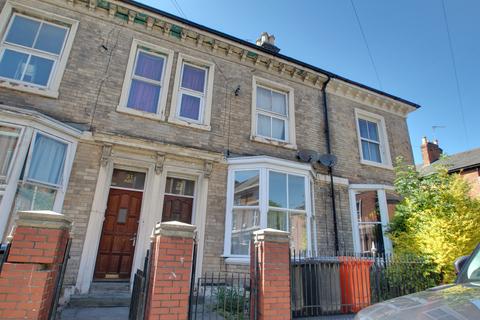 2 bedroom apartment to rent, West Street, Leicester