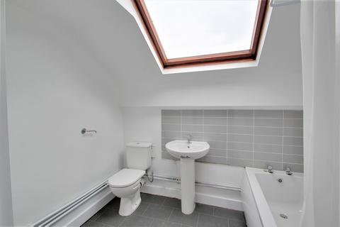 2 bedroom apartment to rent, West Street, Leicester