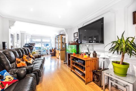 73 Broadfields Avenue, Edgware, HA8 8SL