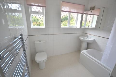 19 Rahn Road, Epping, CM16 4JB