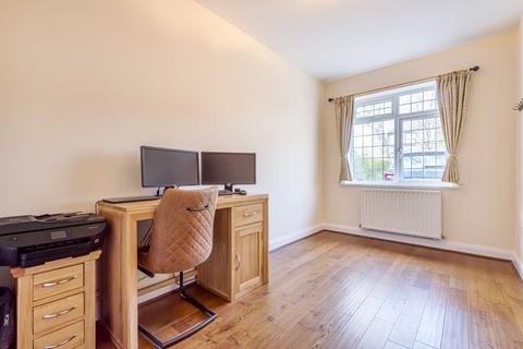 85 Boundary Road, Wallington, SM6 0TA