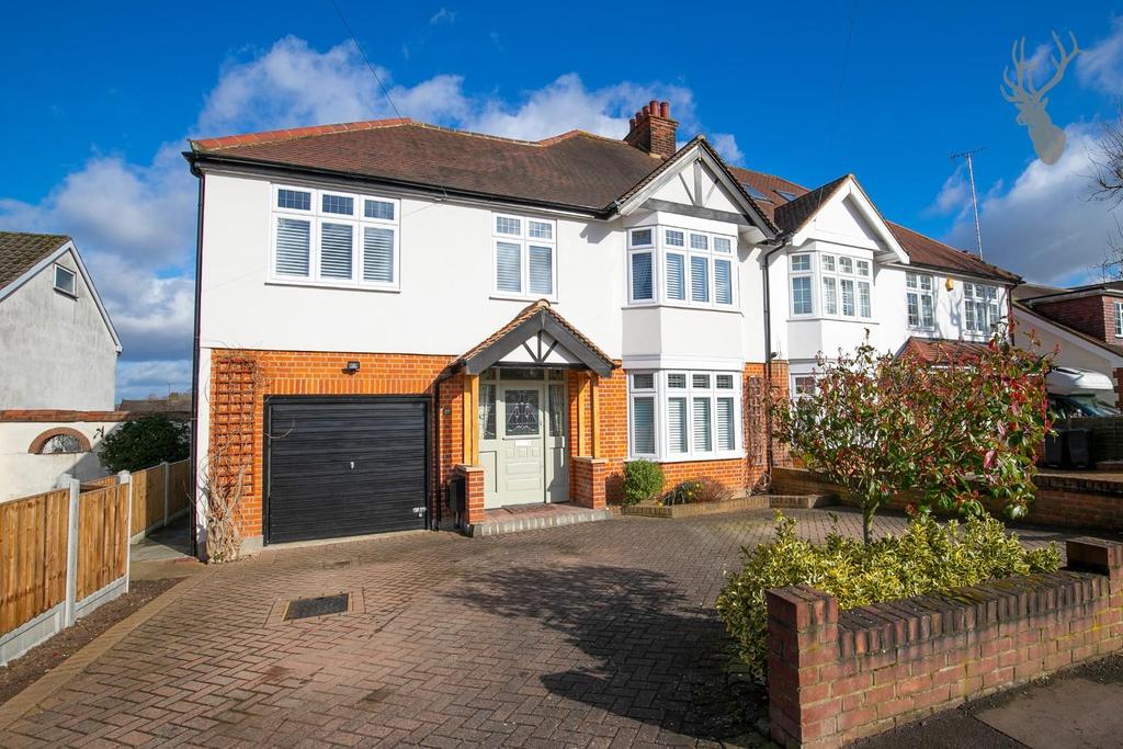 Theydon Park Road, Theydon Bois, Epping 4 bed semi-detached house - £ ...