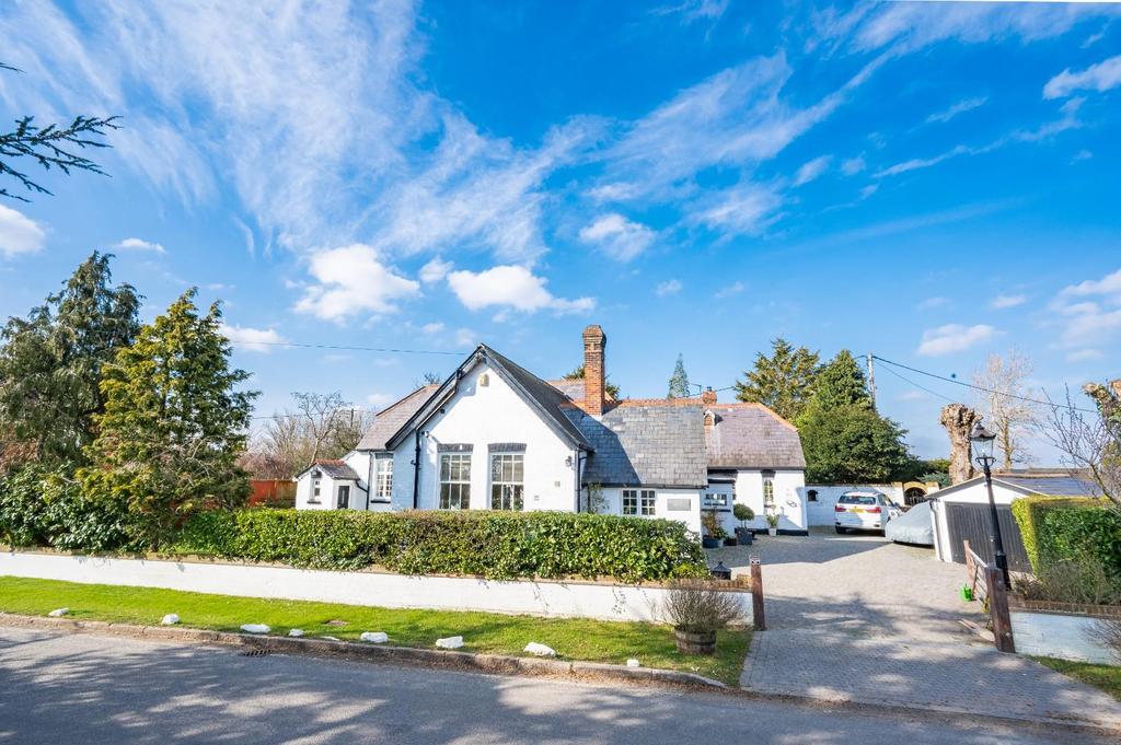 School Road, Good Easter, Chelmsford 5 bed detached house £1,175,000