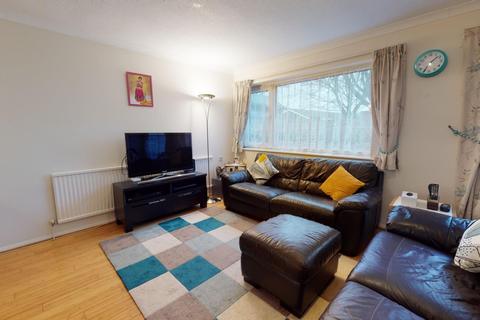 165 Lynwood, Folkestone, CT19 5DF