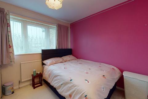 165 Lynwood, Folkestone, CT19 5DF