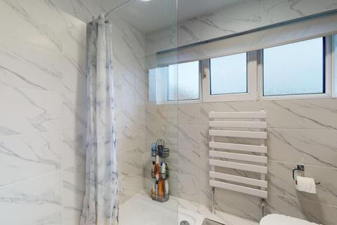 165 Lynwood, Folkestone, CT19 5DF