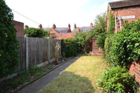 110 Avenue Road Extension, Leicester, LE2 3EH