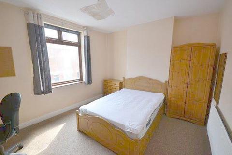 110 Avenue Road Extension, Leicester, LE2 3EH