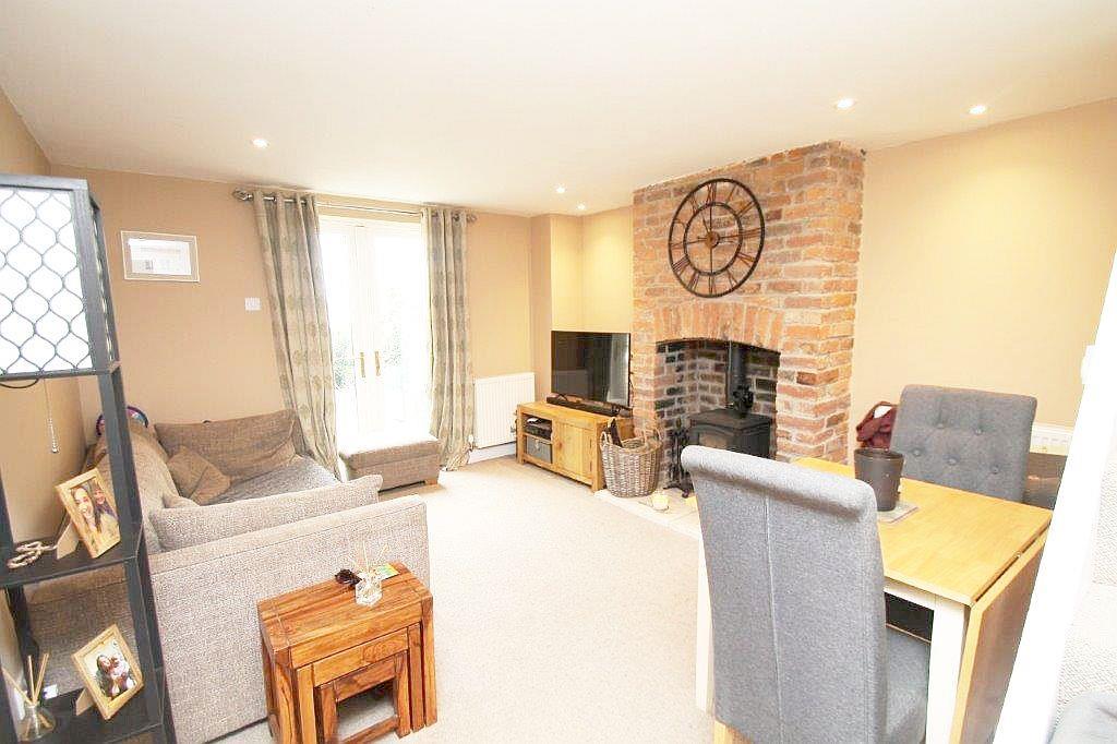 Dock Lane, Bredon, Tewkesbury 2 bed terraced house £248,850