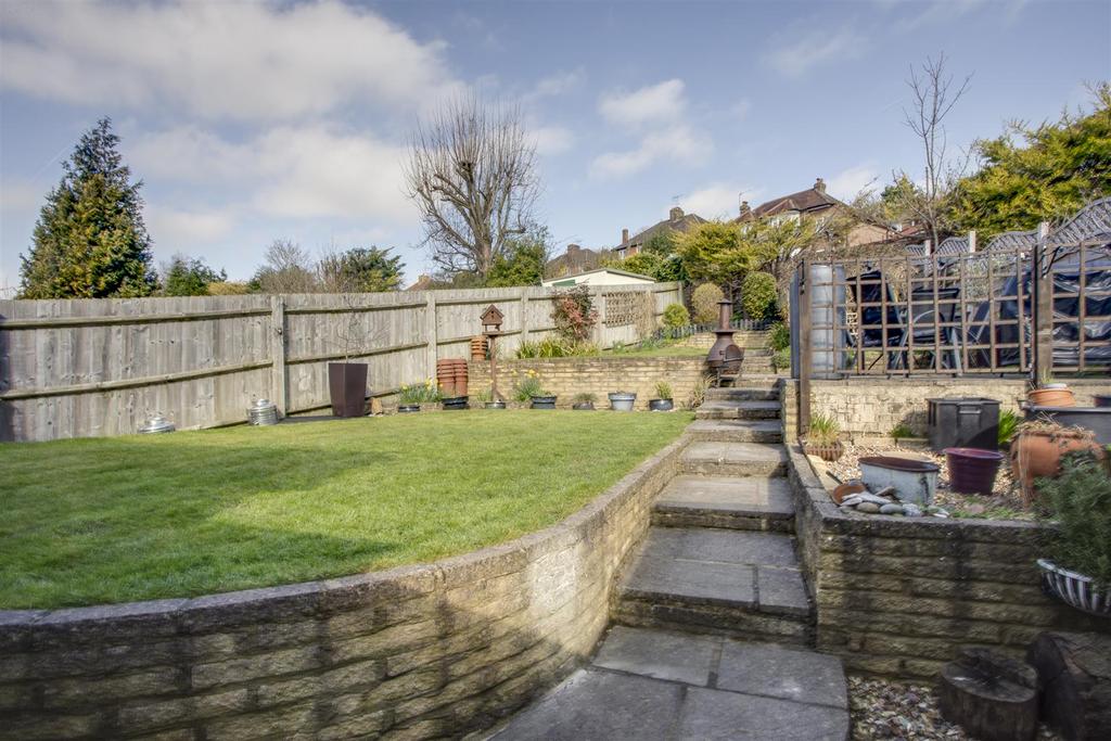 61 Southfield Road Rear Garden.jpg