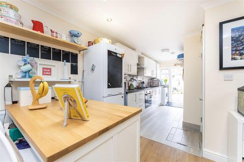 43 Bulstrode Avenue, Hounslow, TW3 3AA