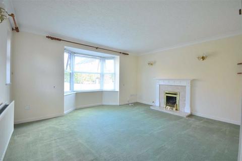 37 Broad Leys Road, Barnwood, Gloucester, GL4 3YW