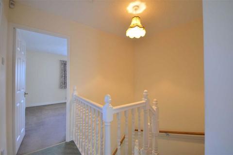 37 Broad Leys Road, Barnwood, Gloucester, GL4 3YW