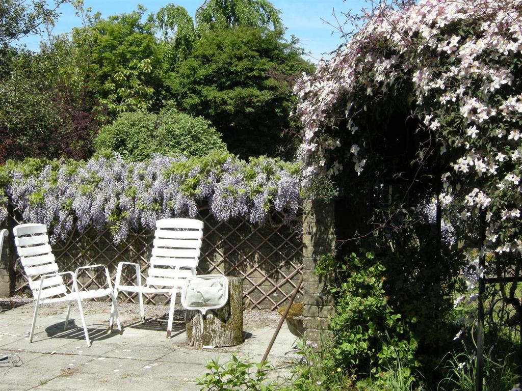 Ramshorn Garden 009.jpg
