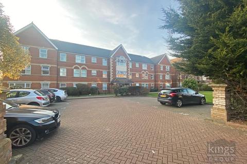 11 Cobham Close, Enfield, EN1 3SD