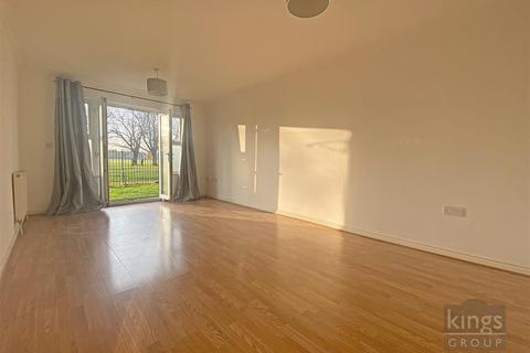 11 Cobham Close, Enfield, EN1 3SD