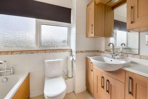 18 Forest Road, Paddock Wood, Tonbridge, TN12 6JU