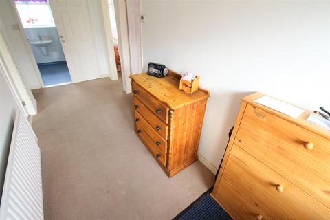 41 Abbey Road, Bingham, Nottingham, NG13 8EE