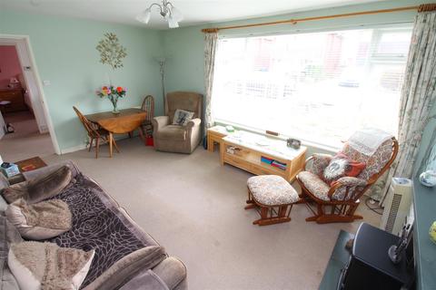 41 Abbey Road, Bingham, Nottingham, NG13 8EE
