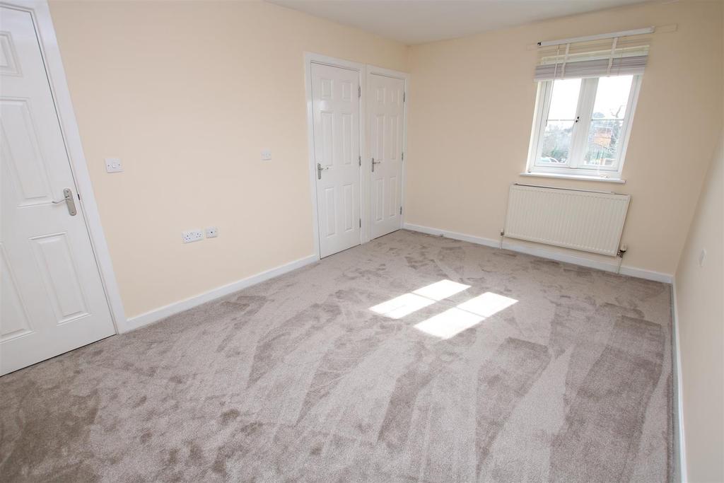 Bedroom 1.JPG