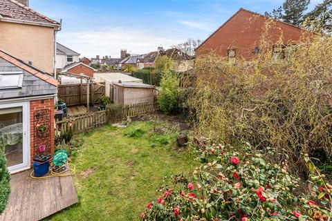 6 Higher Redgate, Tiverton, EX16 6RJ