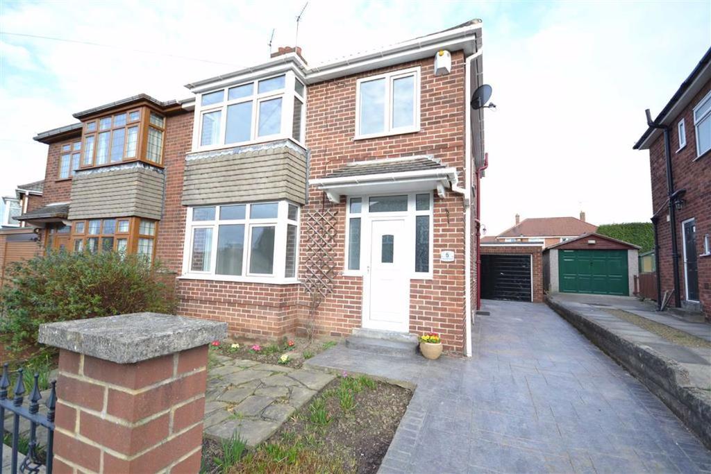 Westbourne Avenue, Garforth, Leeds, LS25 3 bed semidetached house £