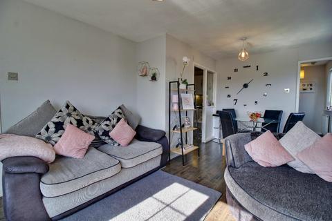 45 Abbeydale Grove, Leeds, LS5 3RE