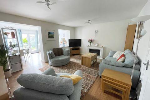 22 John Scott Way, Warwick, CV34 6NY