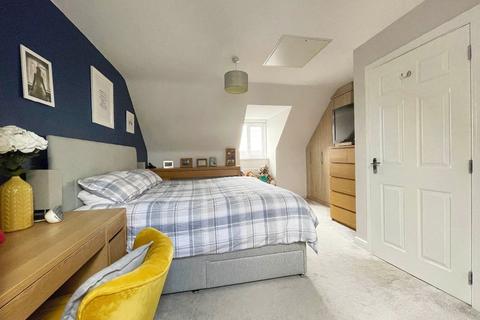 22 John Scott Way, Warwick, CV34 6NY