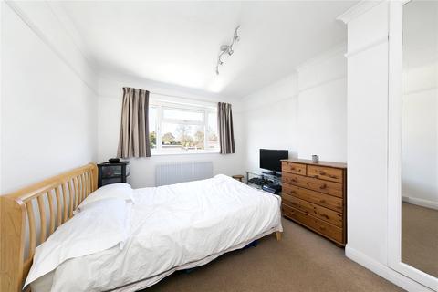 201 Whitton Dene, Isleworth, TW7 7NJ