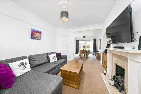 201 Whitton Dene, Isleworth, TW7 7NJ