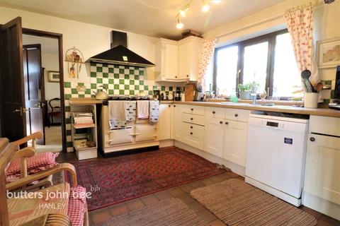 Abbots Lea Hall Orchard, Cheadle, Stoke-on-trent, ST10 1HY