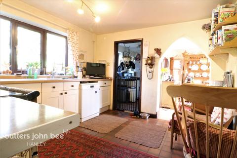 Abbots Lea Hall Orchard, Cheadle, Stoke-on-trent, ST10 1HY