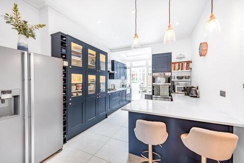 52a Sarre Road, London, NW2 3SL