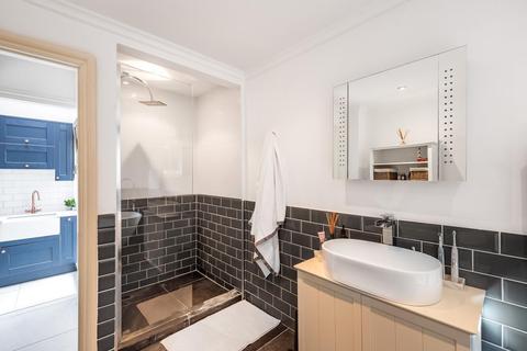 52a Sarre Road, London, NW2 3SL