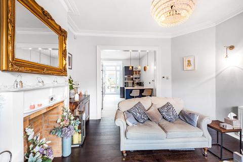 52a Sarre Road, London, NW2 3SL