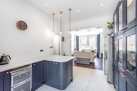 52a Sarre Road, London, NW2 3SL